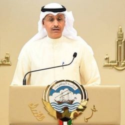 سمو أمير منطقة الرياض يجتمع مع وزير السياحة