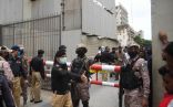 مقتل 5 أشخاص على الأقل في هجوم على مقر البورصة في مدينة كراتشي الباكستانية