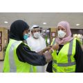 إسعاف دبي تكرم المتطوعين وتقدم لهم وسام حمدان ” شكرا ” .