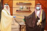 سمو أمير المنطقة الشرقية  الأمير سعود بن نايف بن عبدالعزيز  يلتقي المهندس حمدي الشراري رئيس القطاع الشرقي بشركة المياه الوطنية